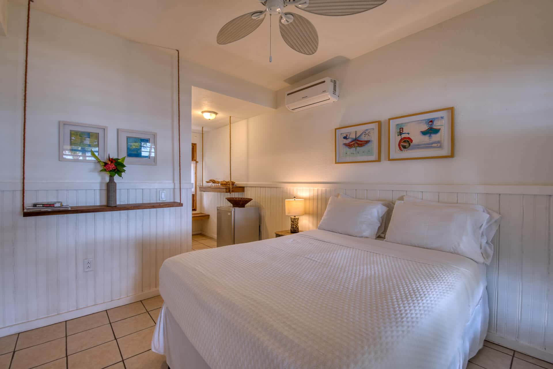 palm bedroom roatan hotel